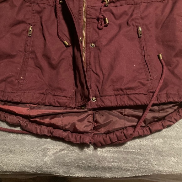 Jason Maxwell NWT Outerwear Faux Fur Around Hood XL Zip Snaps Pockets Drawstring - Picture 2 of 12